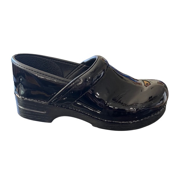 Dansko Patent Leather Clogs Comfortable Slip On Shoes Women's Sz 42 US Sz11 - Picture 7 of 11